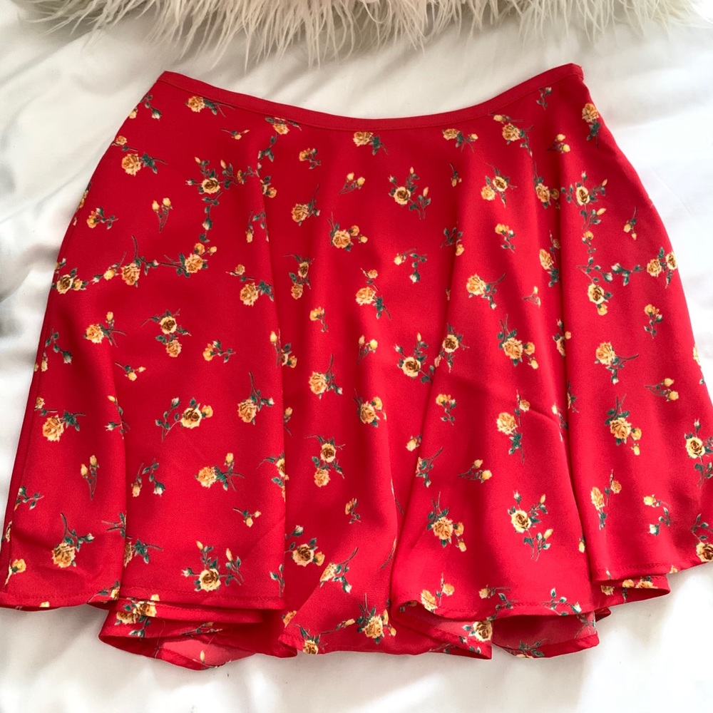 SOLD: Forever21 Summer Skirt